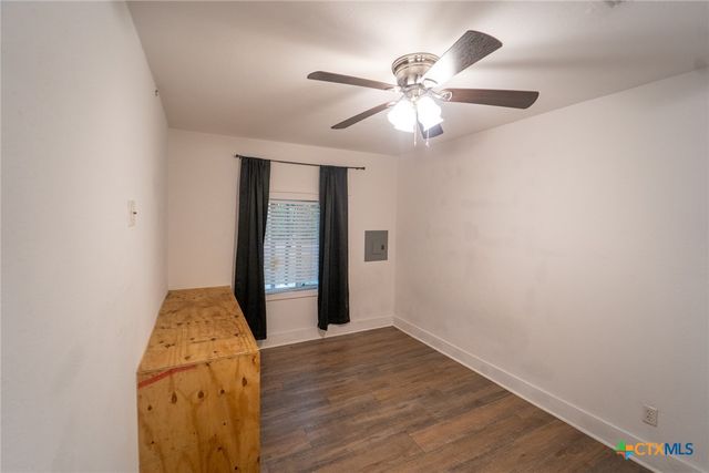 1006 W North Street, Victoria, TX 77901