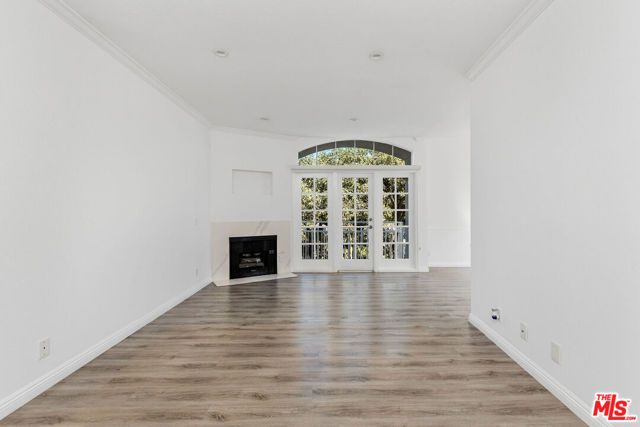 9800 Vidor Drive 303, Los Angeles, CA 90035