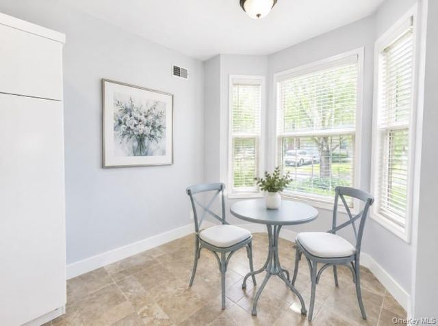 27 Snowdance Lane, Nesconset, NY 11767