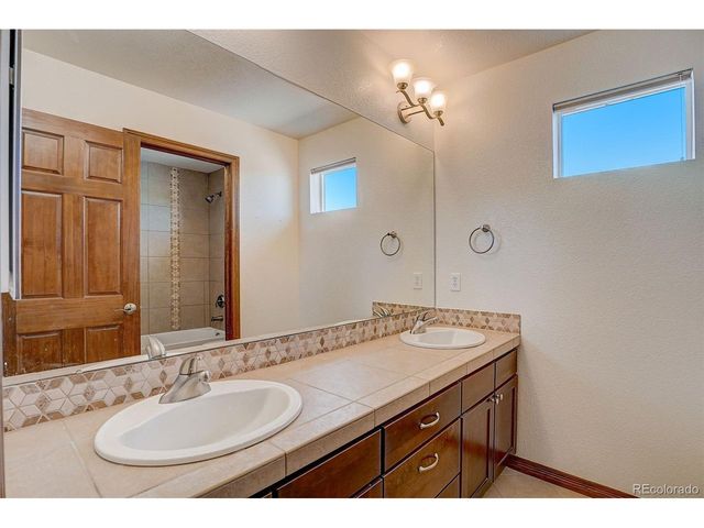 6541 Umber Cir, Arvada, CO 80007