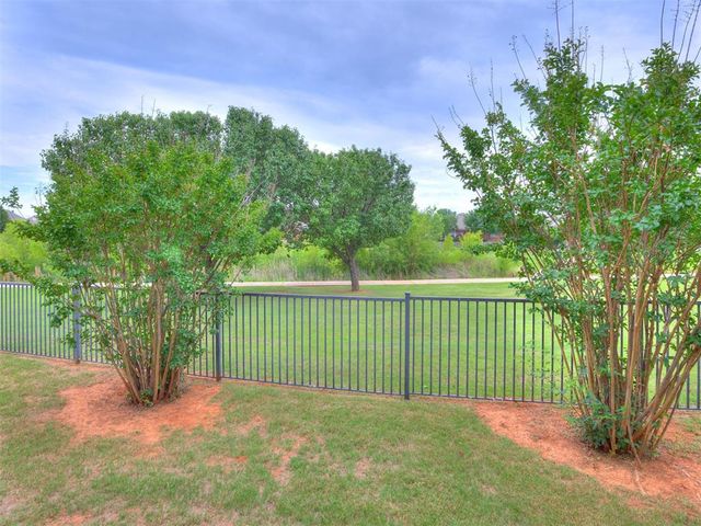 17628 Palladium Lane, Edmond, OK 73012