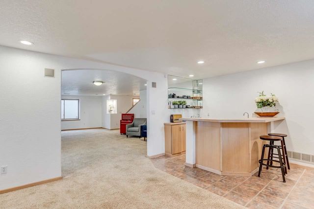 3948 N Sweet Bay Ct, Wichita, KS 67226