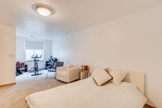 3948 N Sweet Bay Ct, Wichita, KS 67226