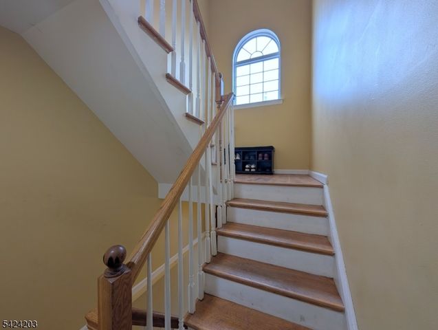 448 Fulton St, Elizabeth City, NJ 07206