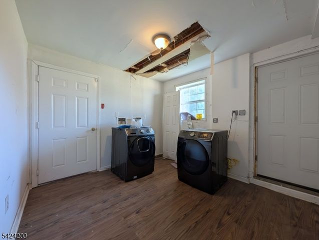 448 Fulton St, Elizabeth City, NJ 07206