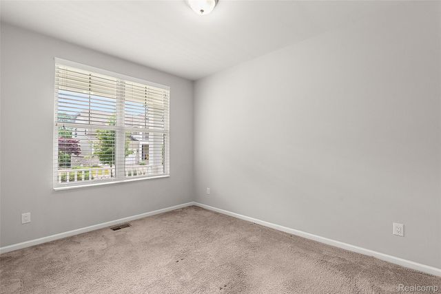 31065 Tremont Lane, Beverly Hills Village, MI 48025