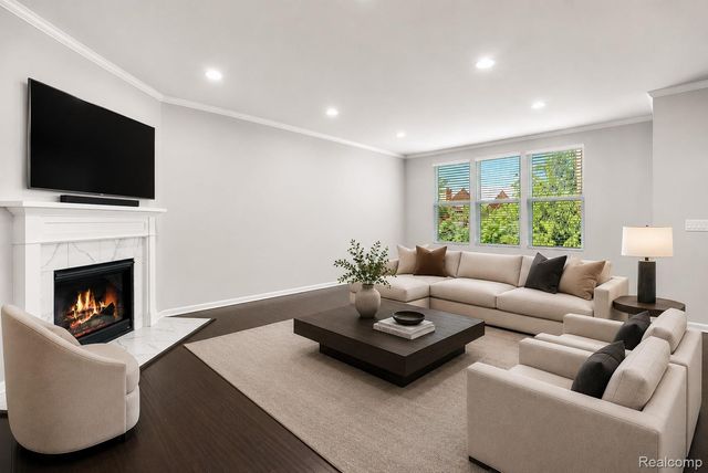 31065 Tremont Lane, Beverly Hills Village, MI 48025