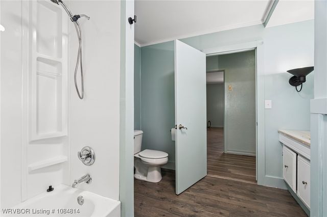 6415 N Highway 96, Lavaca, AR 72941