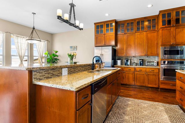 428 Bridgelanding, Onalaska, TX 77360