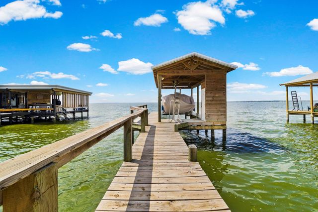 428 Bridgelanding, Onalaska, TX 77360