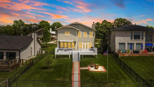 428 Bridgelanding, Onalaska, TX 77360