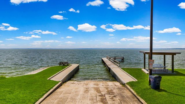 428 Bridgelanding, Onalaska, TX 77360