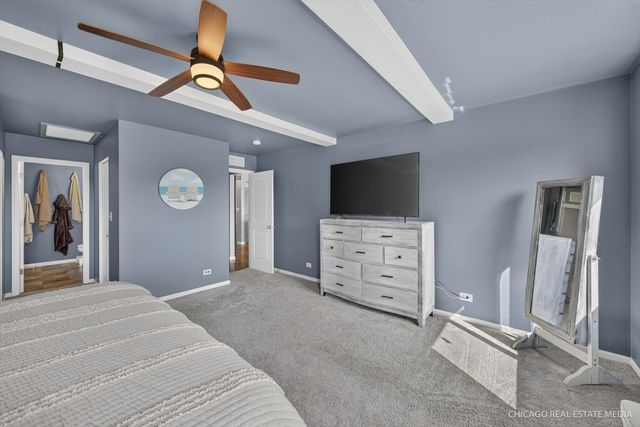 1002 Chestnut Drive, Pingree Grove, IL 60140