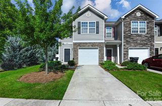 6005 Guildford Hill Lane, Charlotte, NC 28215