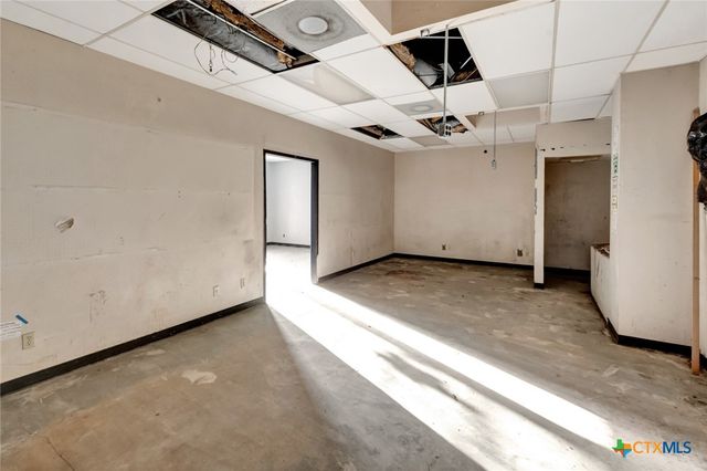 104 Teakwood Drive, Victoria, TX 77901