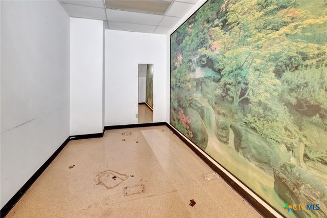 104 Teakwood Drive, Victoria, TX 77901