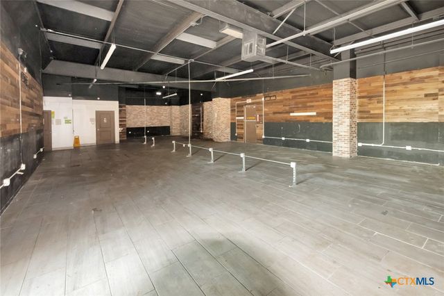 104 Teakwood Drive, Victoria, TX 77901