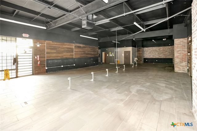 104 Teakwood Drive, Victoria, TX 77901