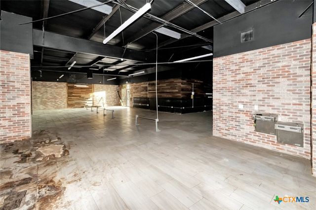 104 Teakwood Drive, Victoria, TX 77901