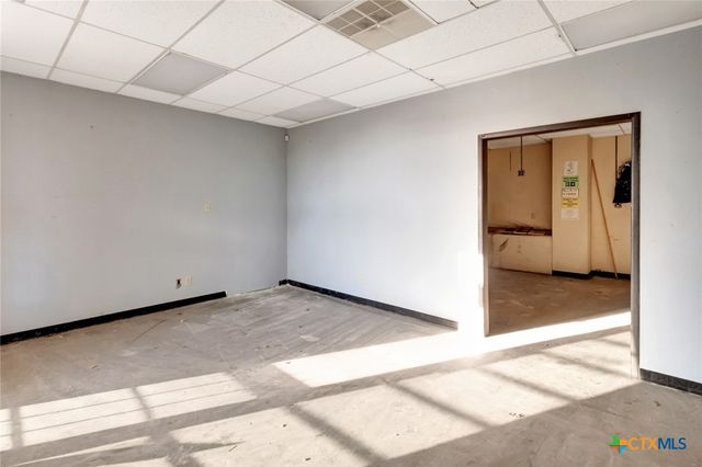 104 Teakwood Drive, Victoria, TX 77901