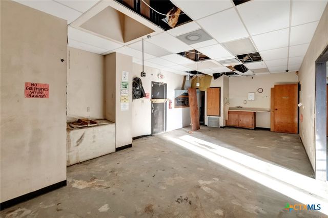 104 Teakwood Drive, Victoria, TX 77901