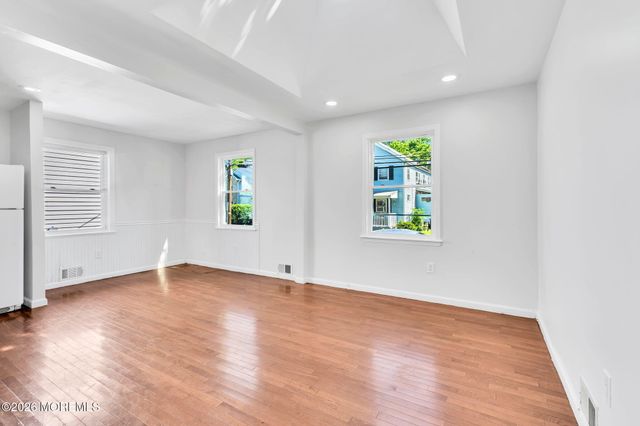 28 Lockwood Avenue, Freehold, NJ 07728