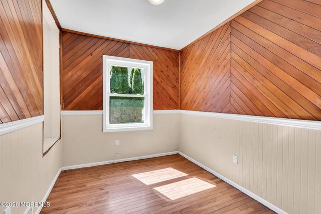 28 Lockwood Avenue, Freehold, NJ 07728