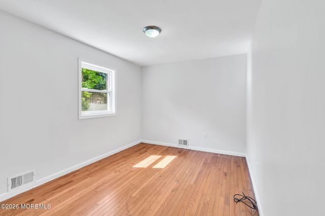 28 Lockwood Avenue, Freehold, NJ 07728
