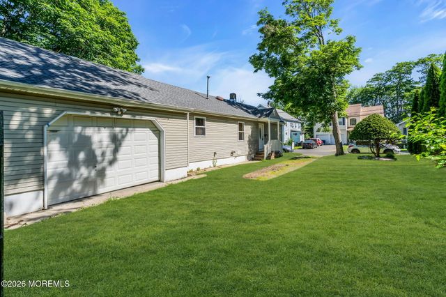 28 Lockwood Avenue, Freehold, NJ 07728