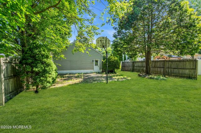 28 Lockwood Avenue, Freehold, NJ 07728