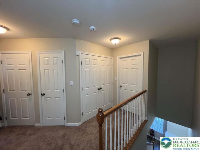 2290 Rising Hill Road, Whitehall Twp, PA 18052