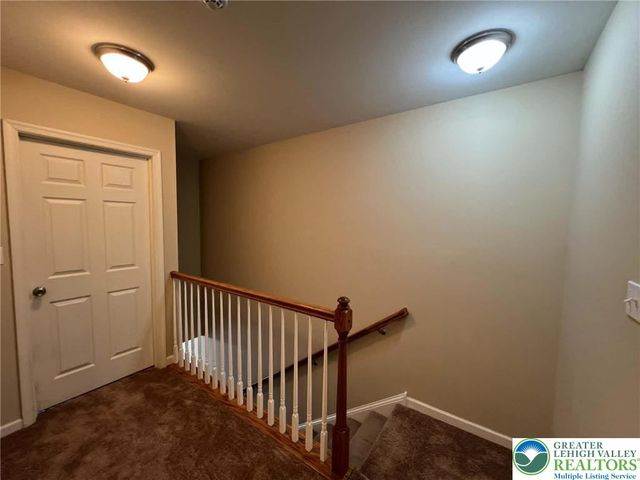 2290 Rising Hill Road, Whitehall Twp, PA 18052