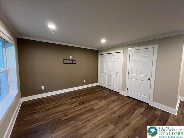2290 Rising Hill Road, Whitehall Twp, PA 18052