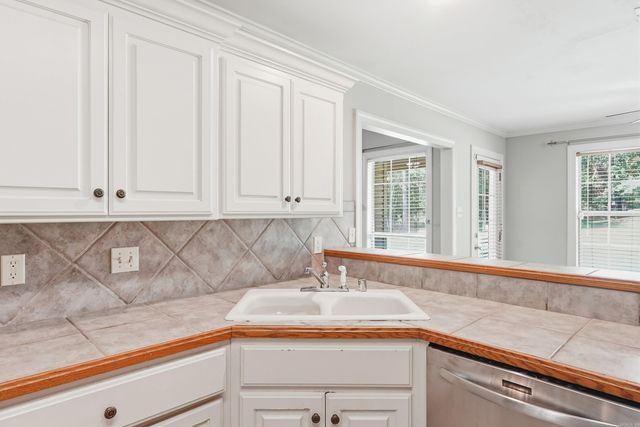 14224 Wimbledon Loop, Little Rock, AR 72210