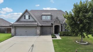 8710 N 157th East Avenue, Owasso, OK 74055