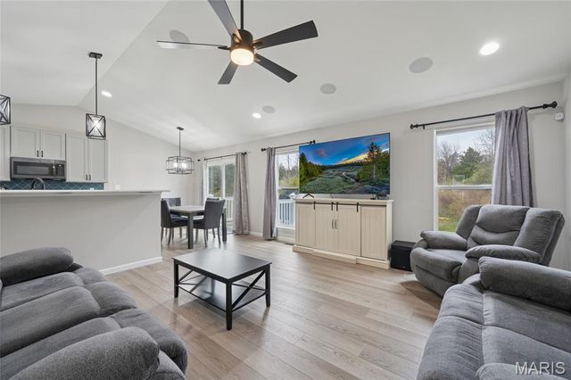 120 Dark Horse Court, Wentzville, MO 63385