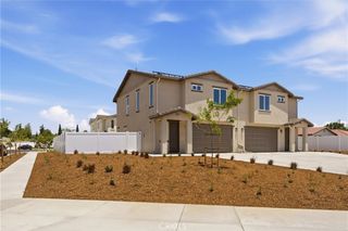 5853 Persepolis Ct., Riverside, CA 92505