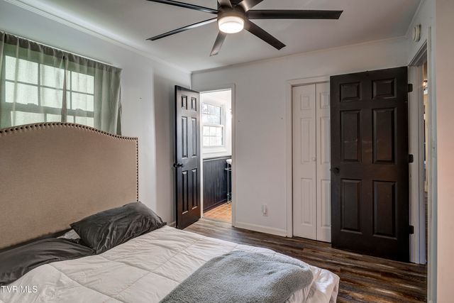 110 Hopeville Avenue, Greeneville, TN 37745