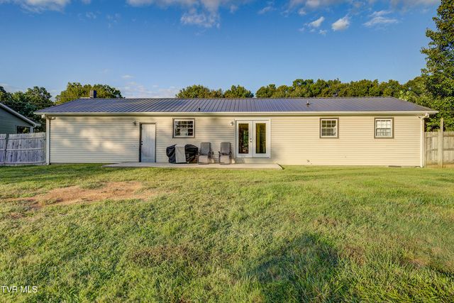 110 Hopeville Avenue, Greeneville, TN 37745