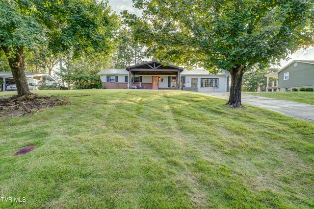 110 Hopeville Avenue, Greeneville, TN 37745