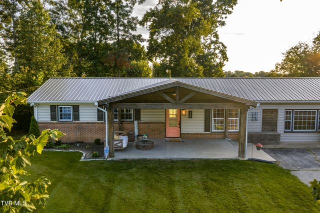 110 Hopeville Avenue, Greeneville, TN 37745