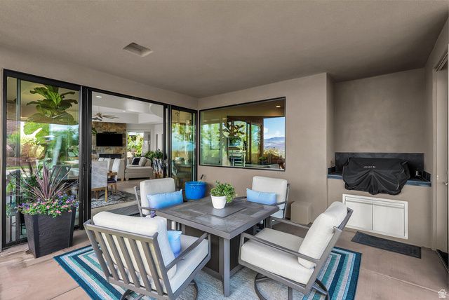 2047 W COUGAR ROCK CIR, St. George, UT 84770