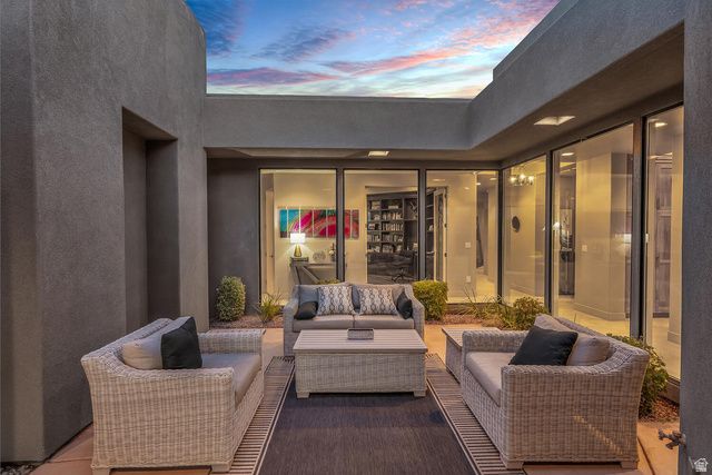 2047 W COUGAR ROCK CIR, St. George, UT 84770