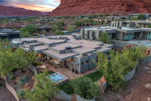 2047 W COUGAR ROCK CIR, St. George, UT 84770