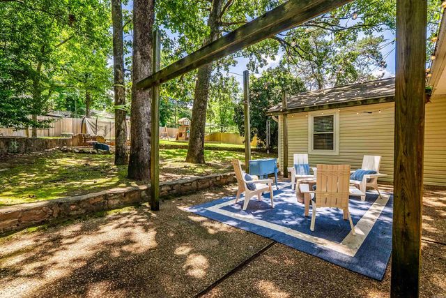 1409 PINE VALLEY Road, Little Rock, AR 72207