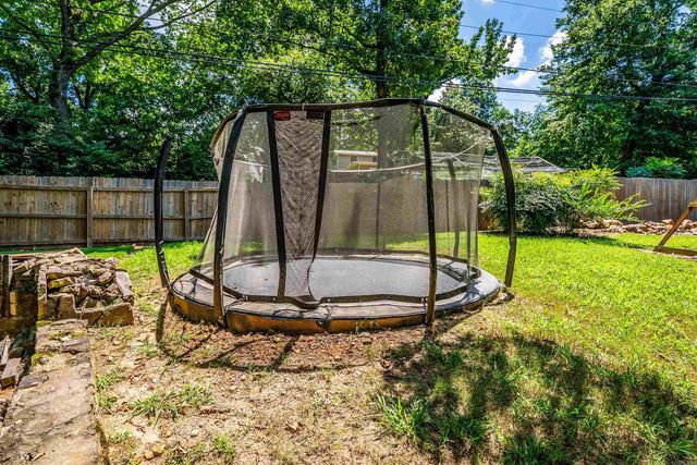 1409 PINE VALLEY Road, Little Rock, AR 72207