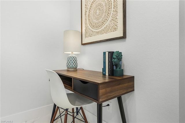 1925 SW 3rd TER, Cape Coral, FL 33991