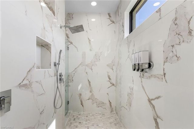 1925 SW 3rd TER, Cape Coral, FL 33991