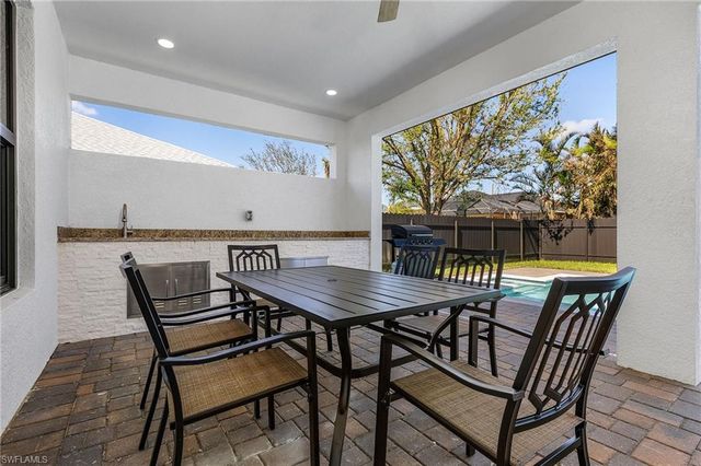 1925 SW 3rd TER, Cape Coral, FL 33991