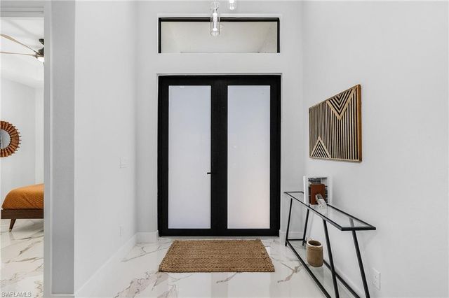 1925 SW 3rd TER, Cape Coral, FL 33991